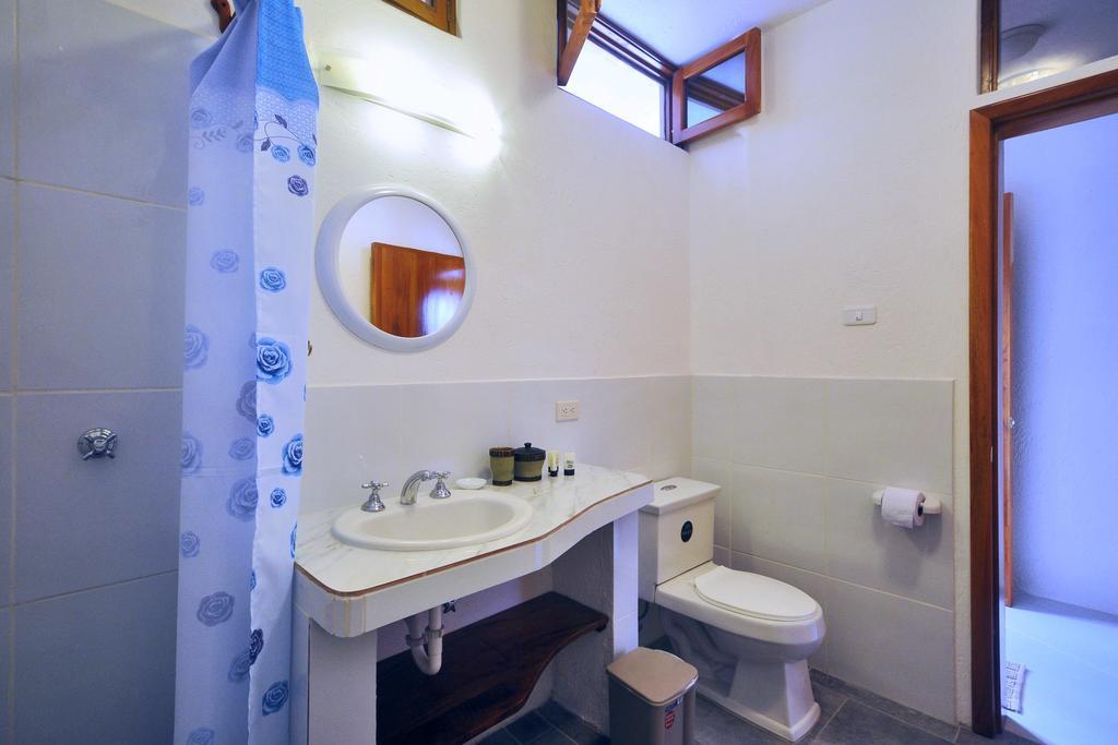 The Galeodan Suites Puerto Baquerizo Moreno Exterior photo